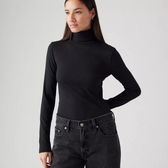 Levi's Tops - Levi's Dreamy Turtleneck in black
